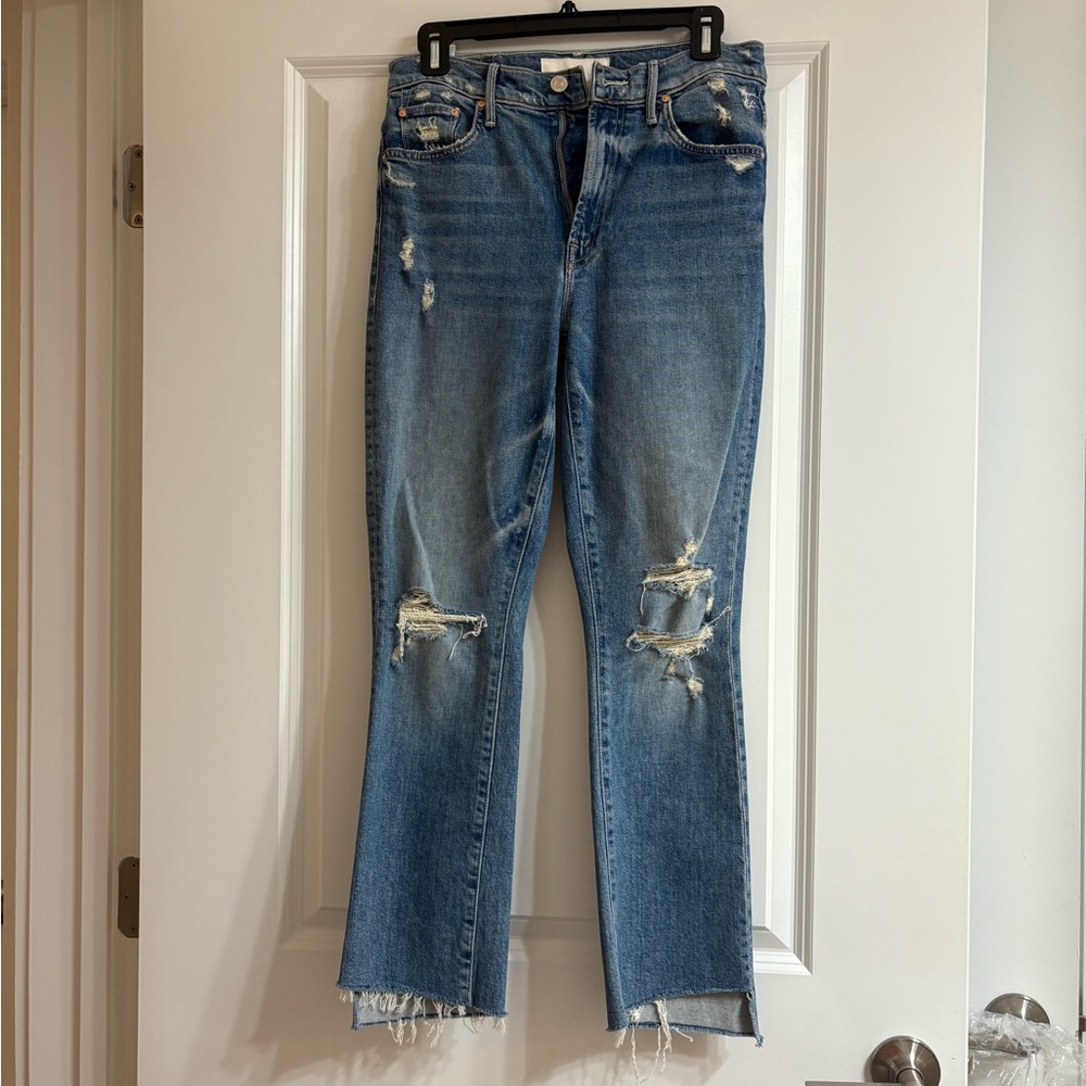 MOTHER jeans. Size 28. Style: insider crop step fray wash